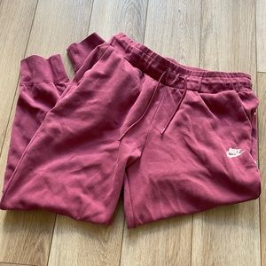 Nike sweatpants size medium